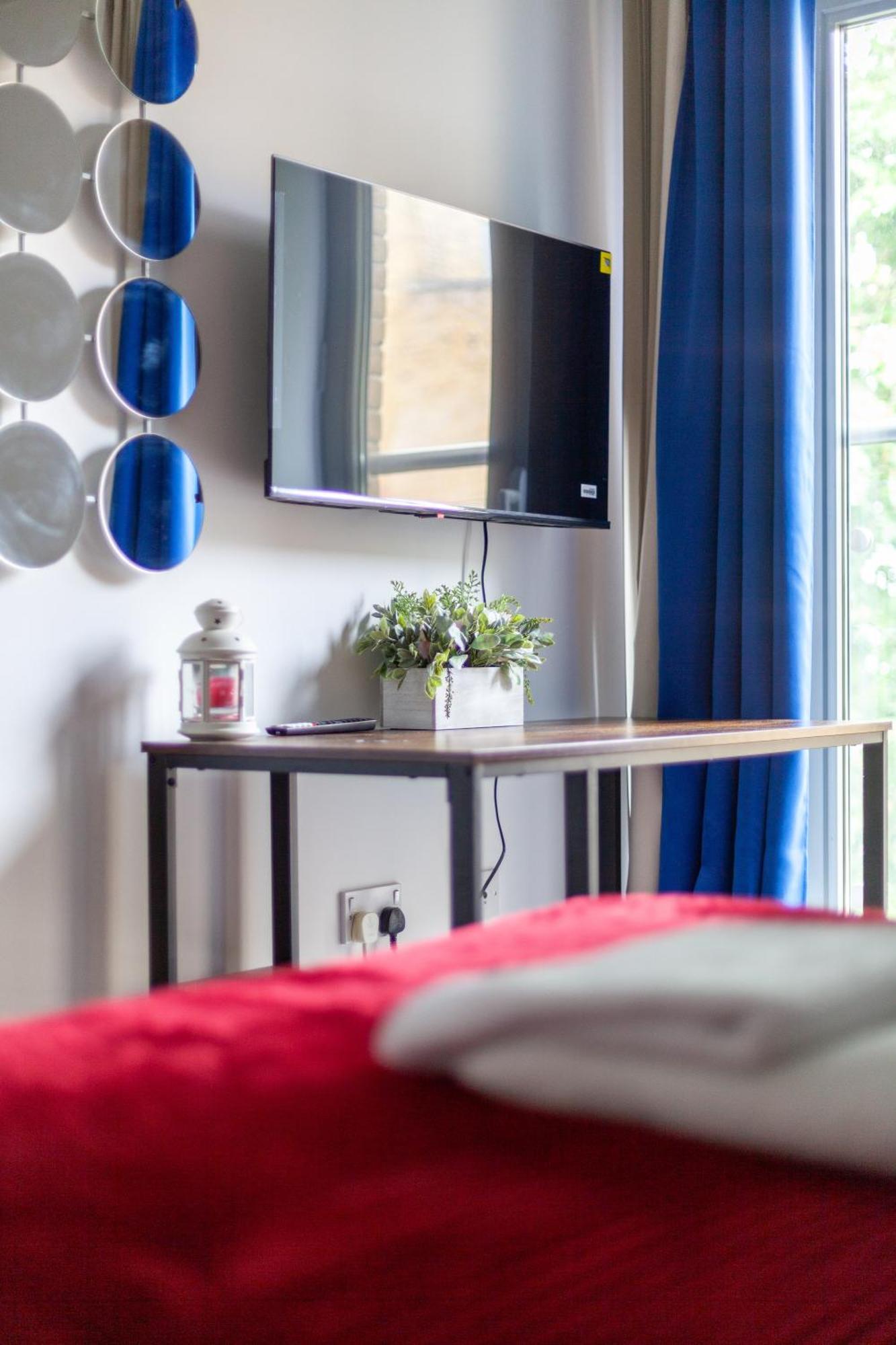 לונדון Deluxe Holborn Two Bedroom Apartment מראה חיצוני תמונה