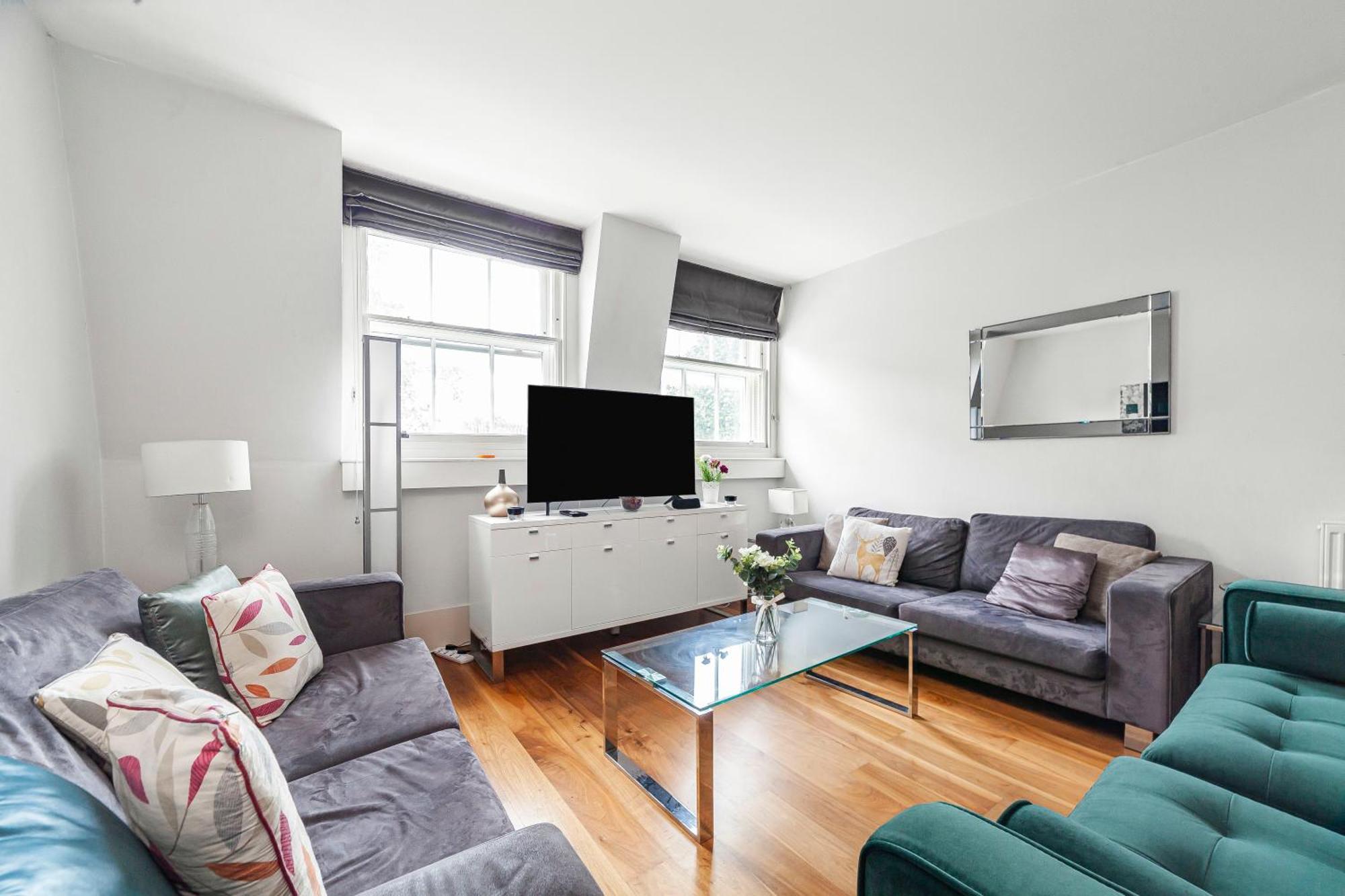לונדון Deluxe Holborn Two Bedroom Apartment מראה חיצוני תמונה