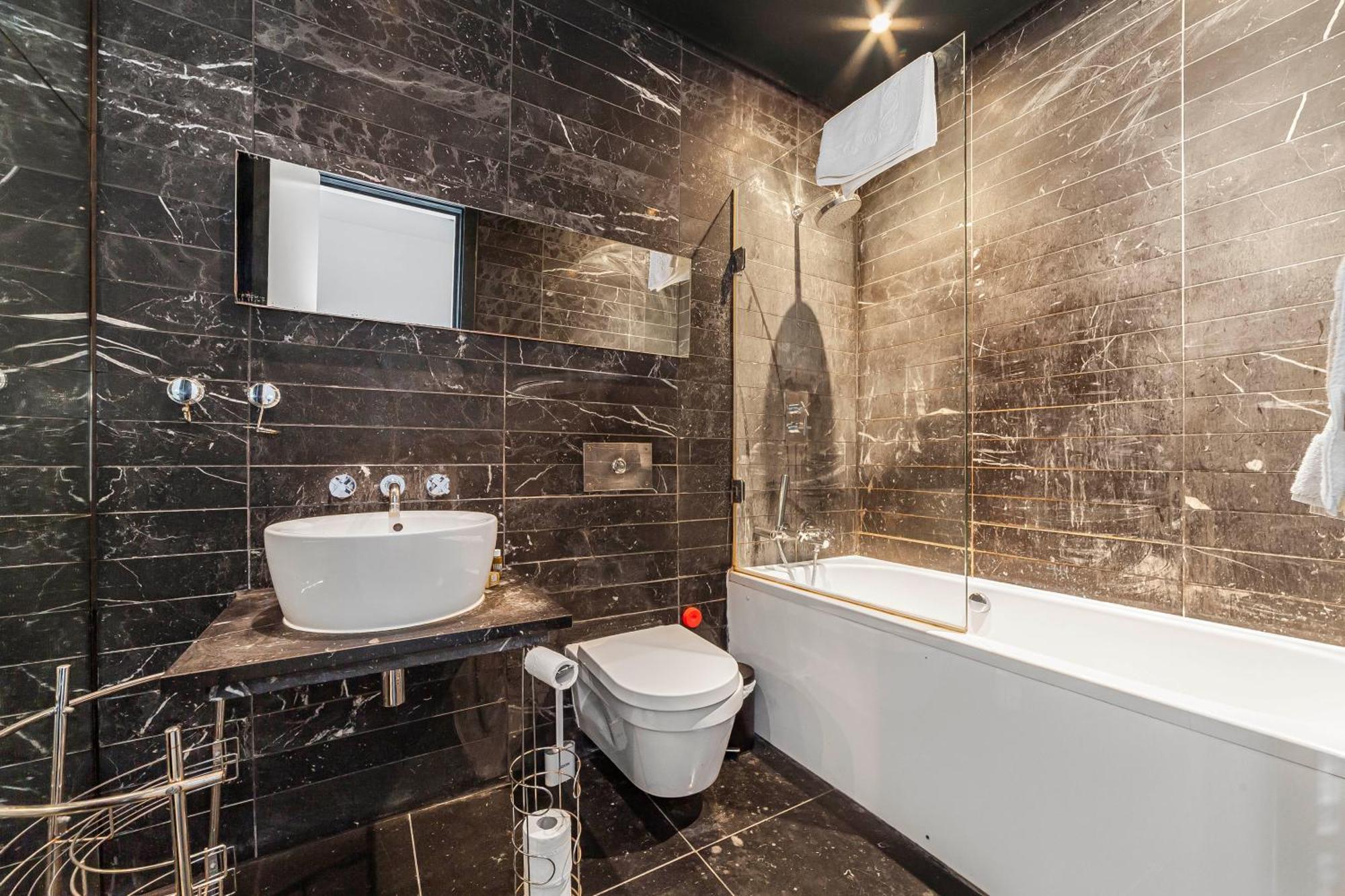 לונדון Deluxe Holborn Two Bedroom Apartment מראה חיצוני תמונה